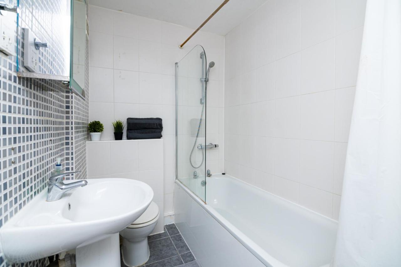 Charming Gem II 2Bd 2Ba Retreat Apartment Londra Exterior foto